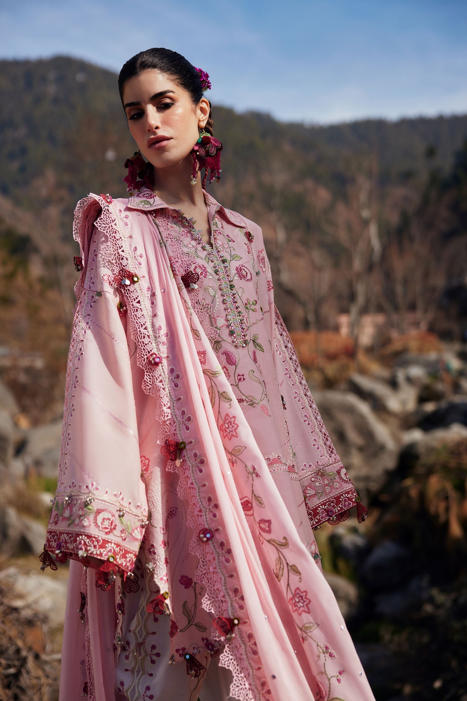 LAWN - ZAHA - MEILI - BÌ YÙN 碧韵 (ZL26-06 B)