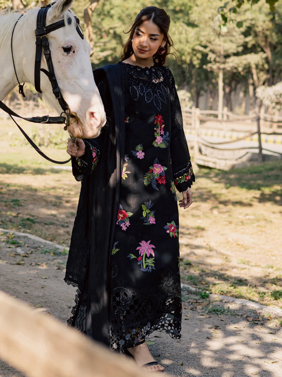 LAWN - PARISHAY - SUMMER QUEEN  - SQ - 11