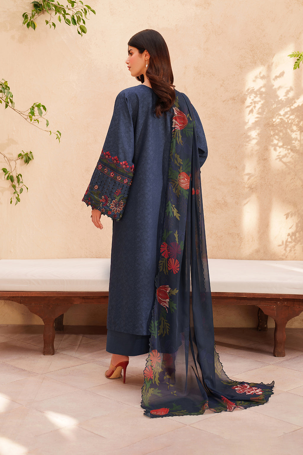 LAWN - IZNIK - FESTIVE LAWN - EL-01