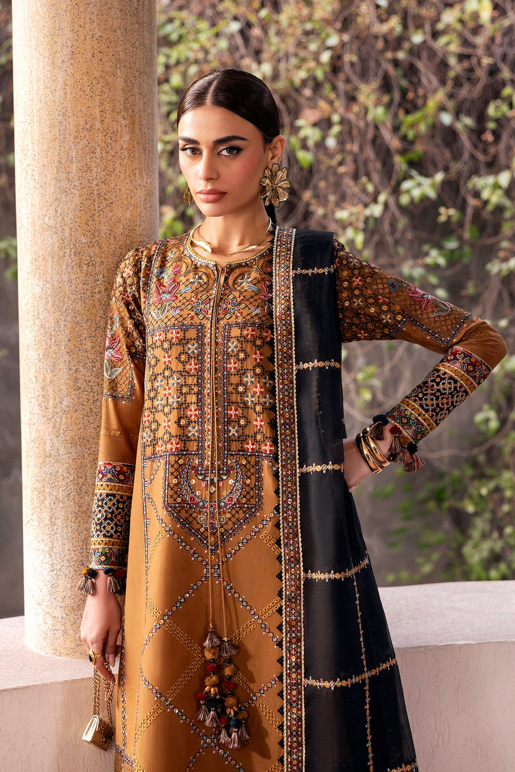 LAWN - JAZMIN - SHAHKAAR -SL 26-D05
