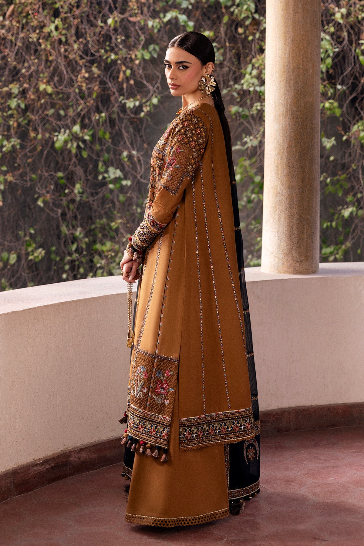 LAWN - JAZMIN - SHAHKAAR -SL 26-D05