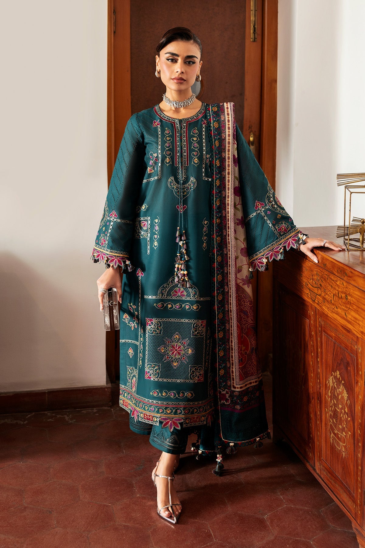LAWN - JAZMIN - SHAHKAAR -SL 26-D10