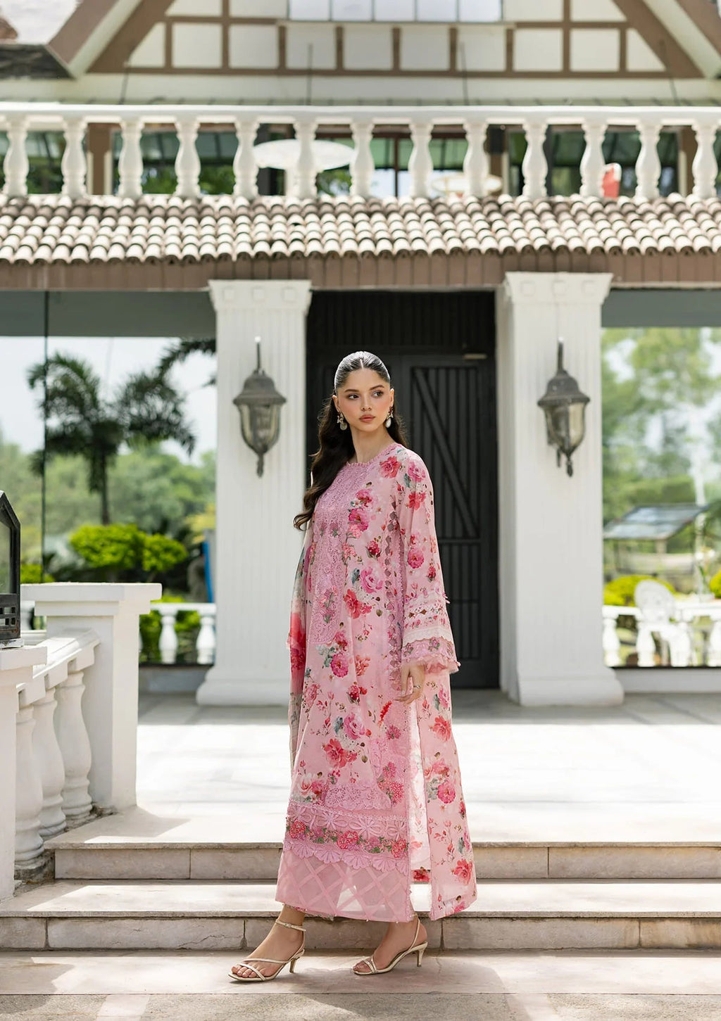 Lawn - Elaf Premium - Signature Embroidered 26 - Vol II - ESG-4B MIRA