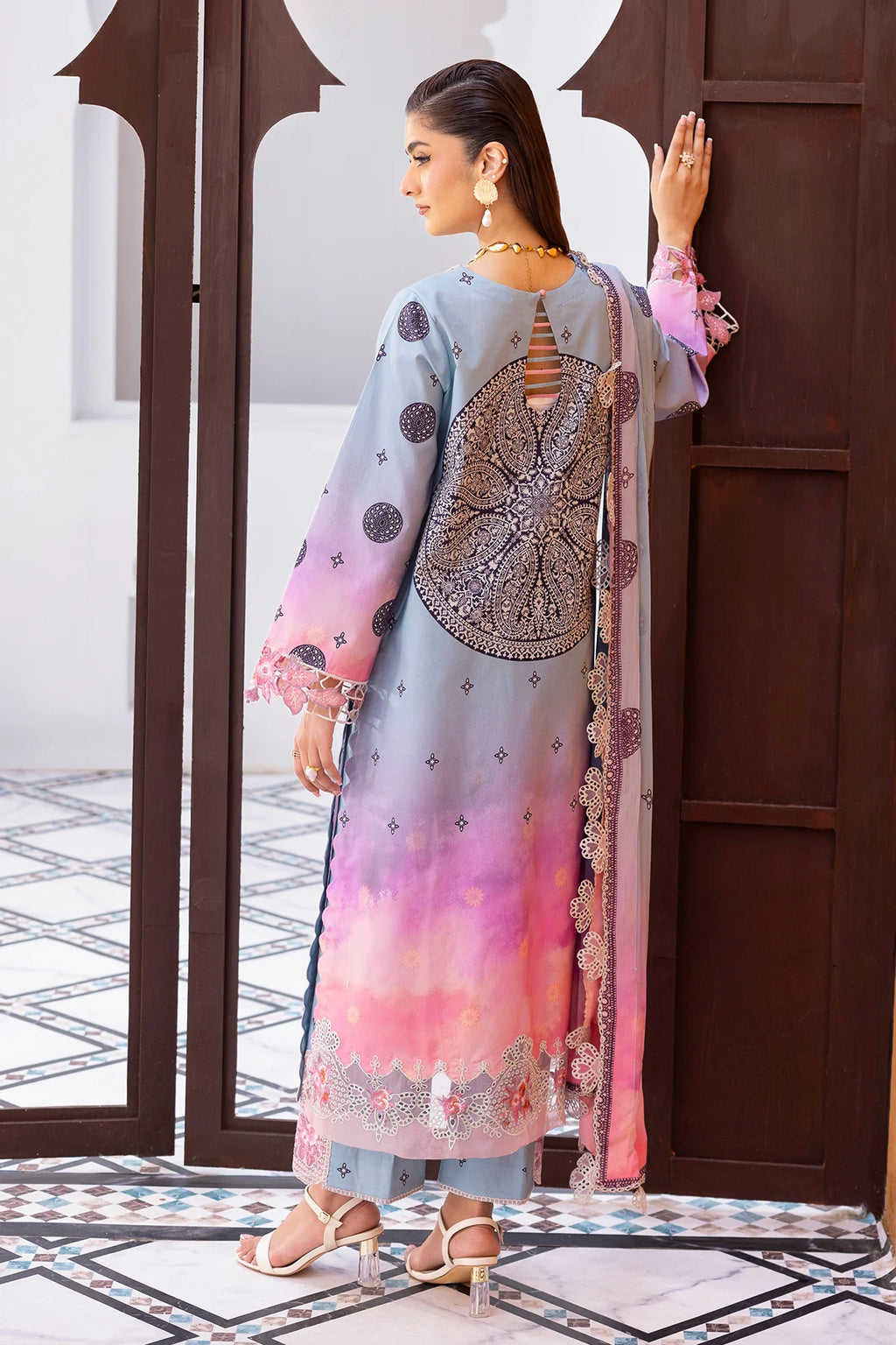 Lawn - Charizma - Embroidered 26 - CRB6-23