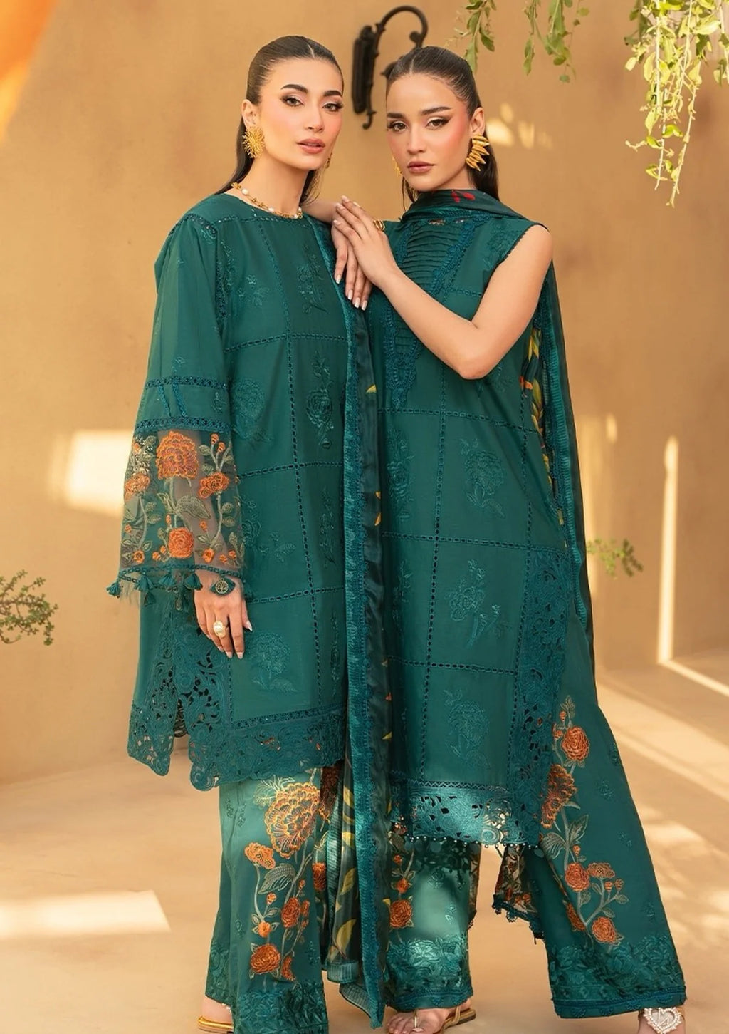 LAWN - SAIRA RIZAWN - LUXURY UNSTITCHED'25 - LIRA-SRL-25-10 - (SALE)