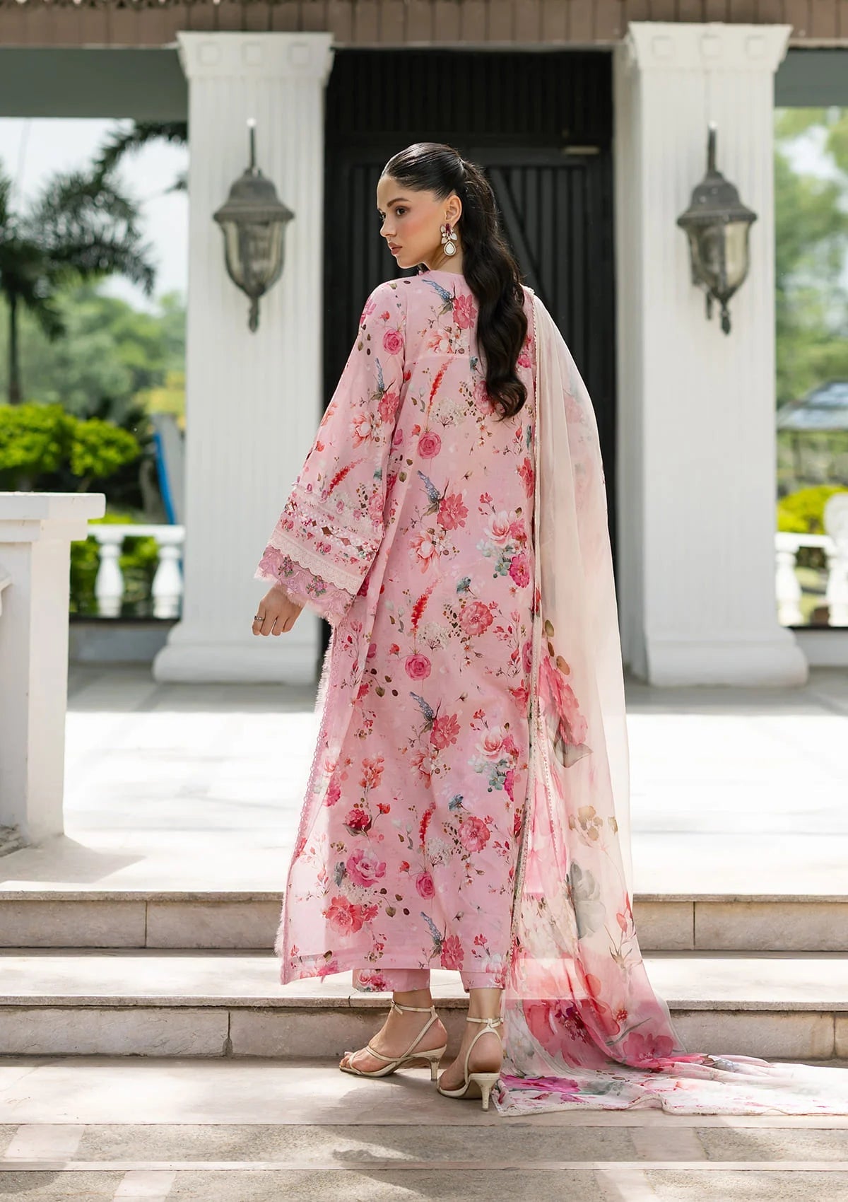 Lawn - Elaf Premium - Signature Embroidered 26 - Vol II - ESG-4B MIRA