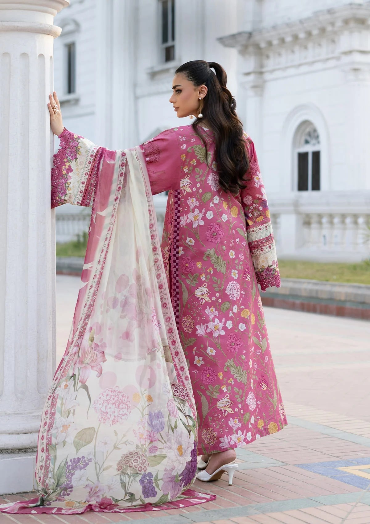 Lawn - Elaf Premium - Signature Embroidered 26 - Vol II - ESG-5B DELILAH