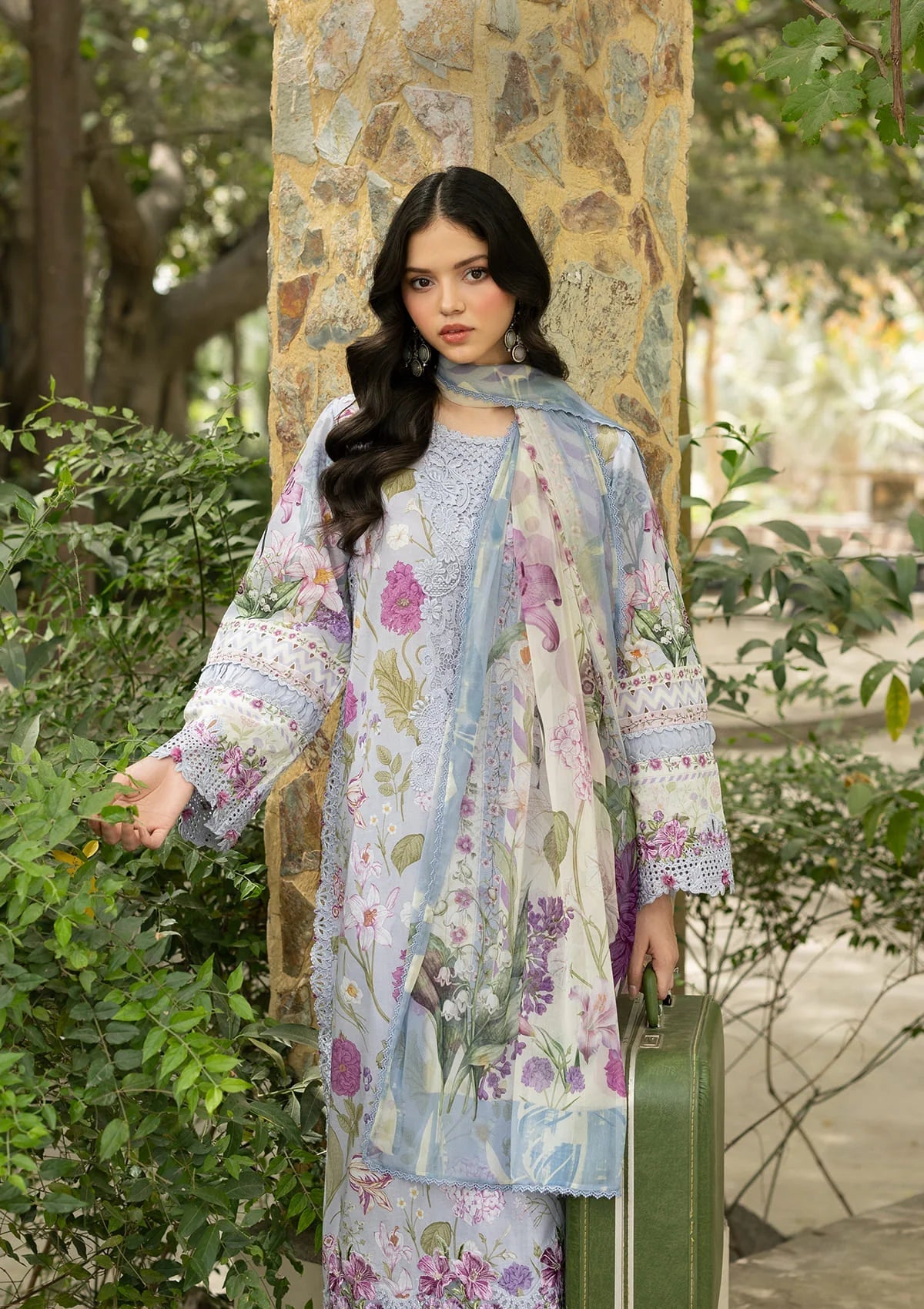 Lawn - Elaf Premium - Signature Embroidered 26 - Vol II - ESG-5A ARIANA