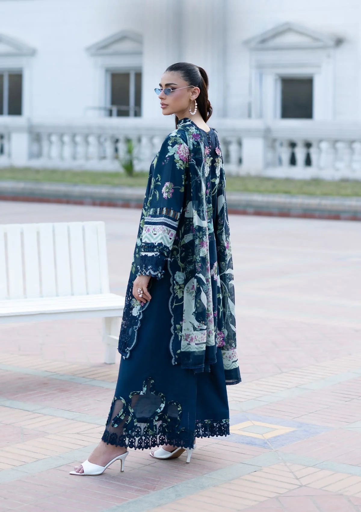 Lawn - Elaf Premium - Signature Embroidered 26 - Vol II - ESG-3A MARIEL