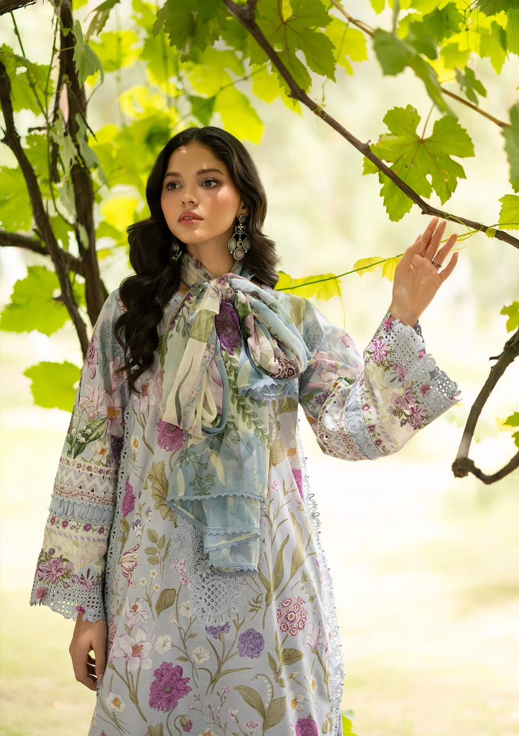 Lawn - Elaf Premium - Signature Embroidered 26 - Vol II - ESG-5A ARIANA
