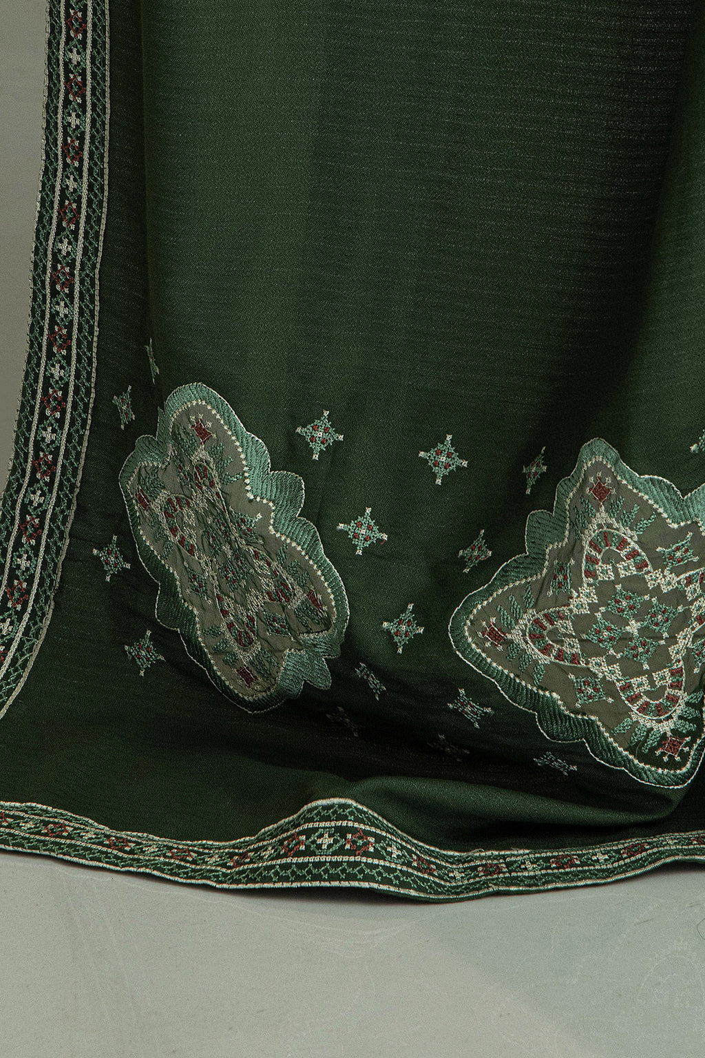 EMBROIDERED MARINA 3 PCS