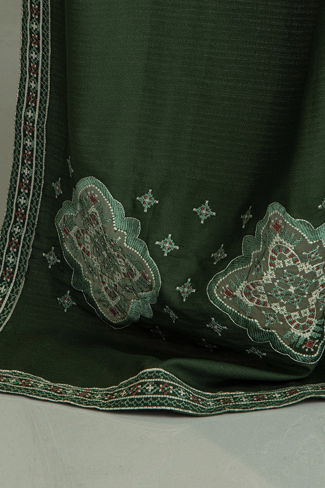 EMBROIDERED MARINA 3 PCS
