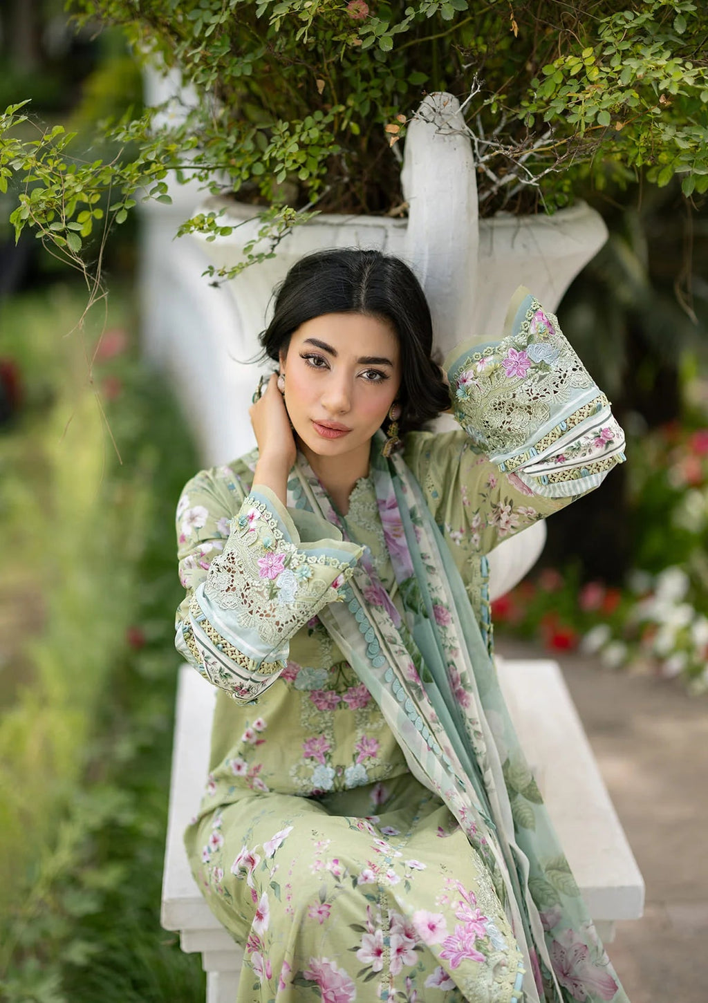Lawn - Elaf Premium - Signature Embroidered 26 - Vol II - ESG-6A JADE