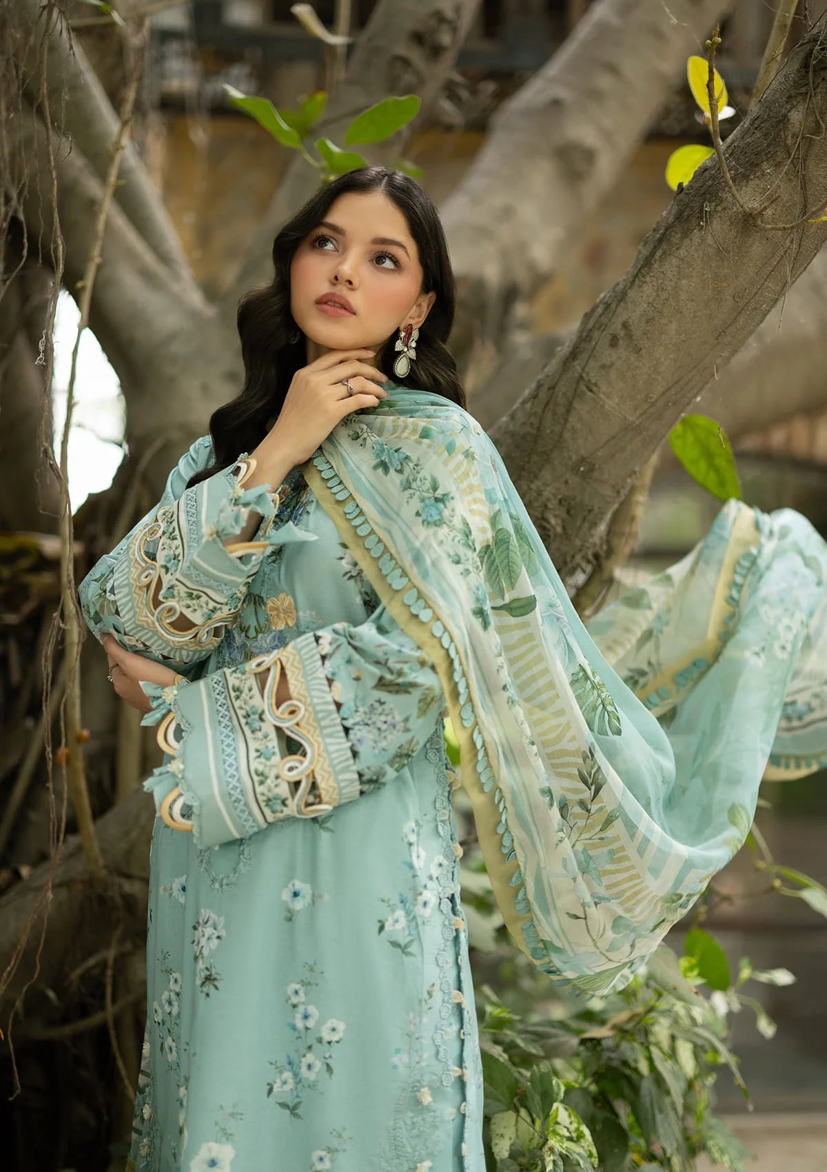 Lawn - Elaf Premium - Signature Embroidered 26 - Vol II - ESG-6B ZARIA