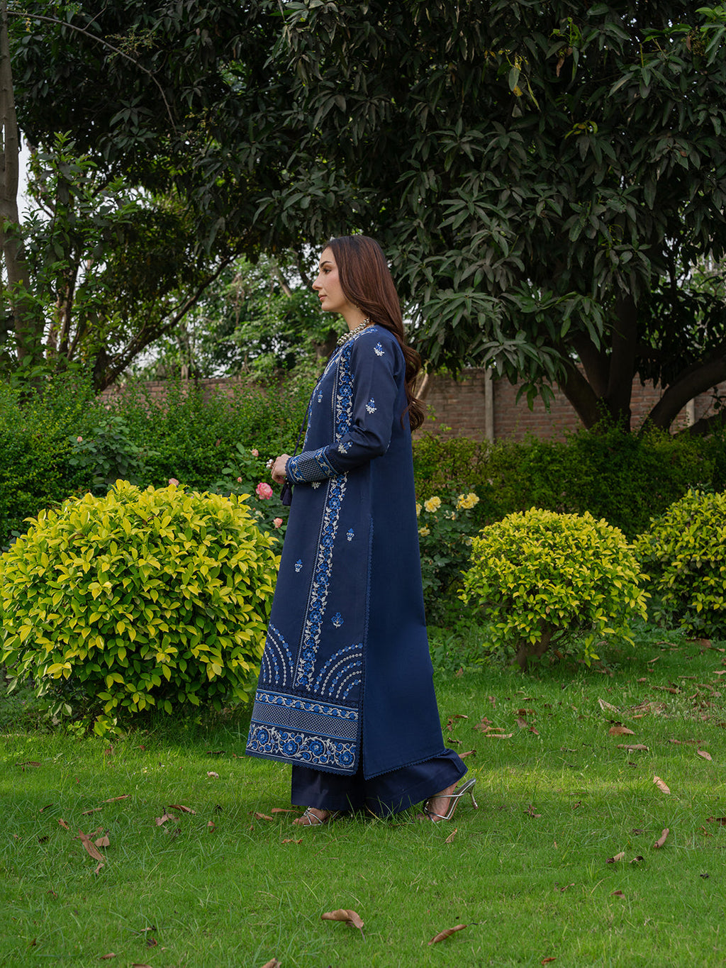 MU-01 | 3 PC Lawn