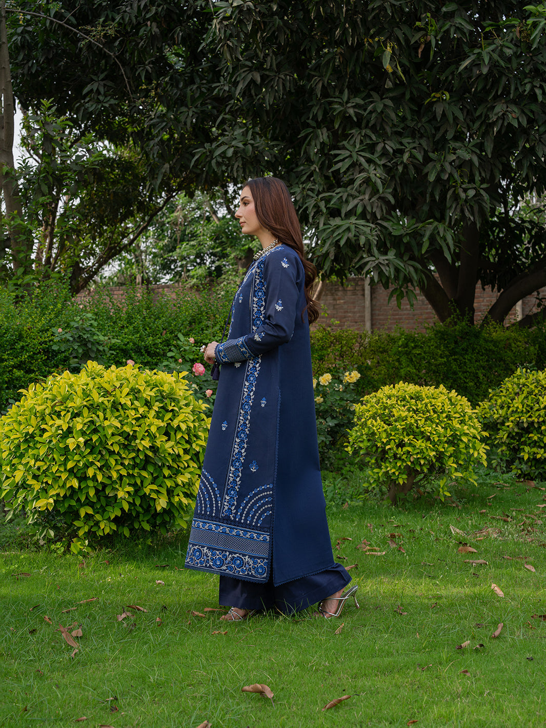 MU-01 | 3 PC Lawn