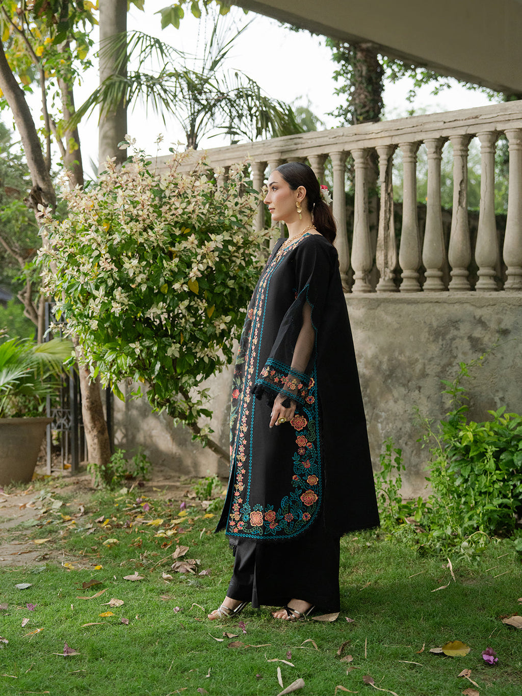 MU-06 | 3 PC Lawn