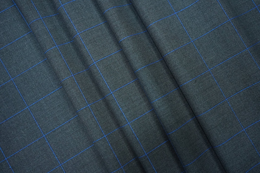 SIGNATURE MEN'S SUITING