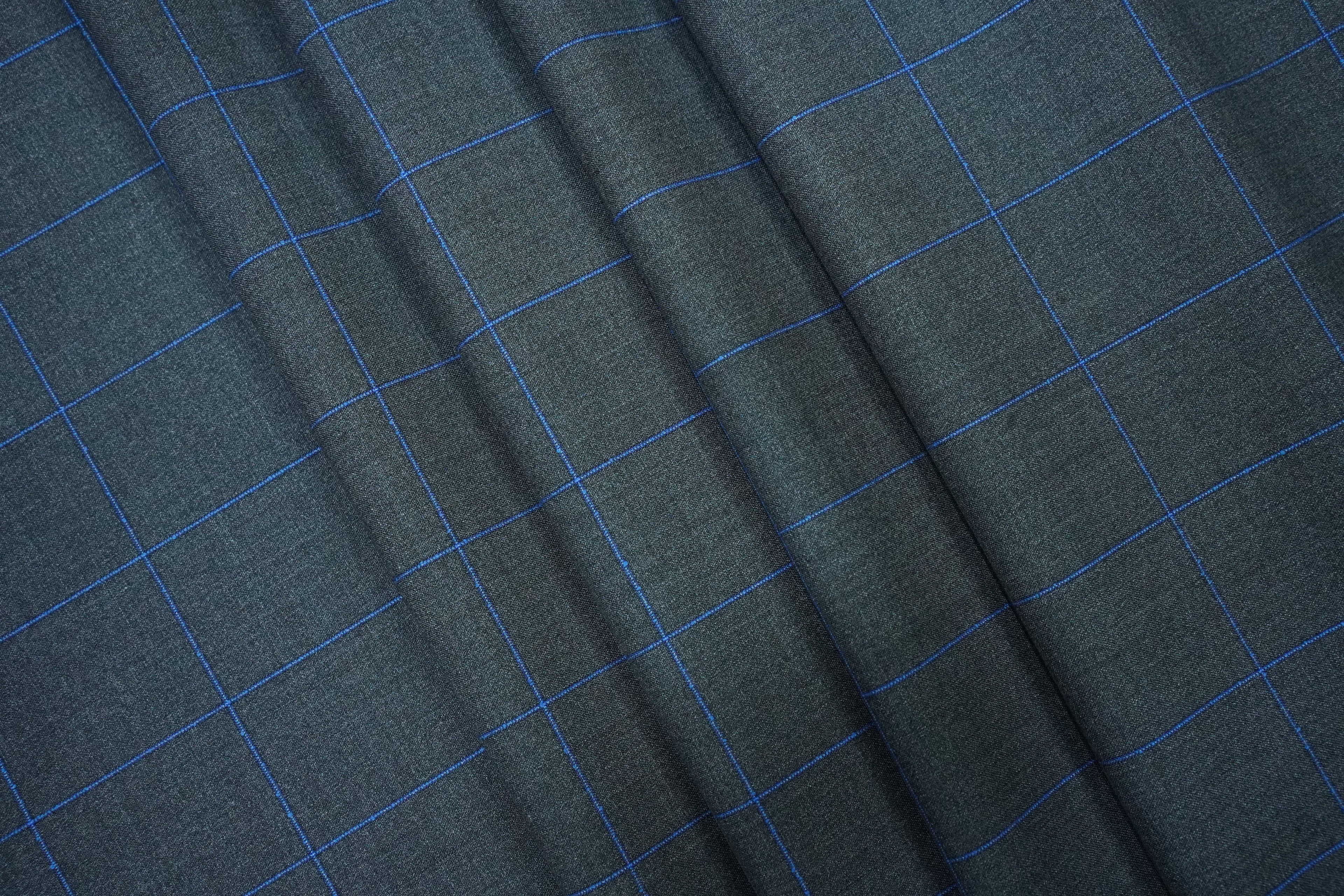 SIGNATURE MEN'S SUITING