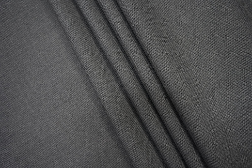 SIGNATURE MEN'S SUITING