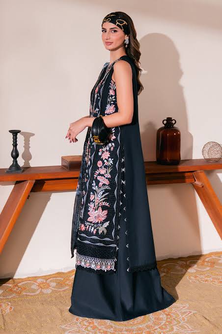 LAWN - NEESHAY - SYMPHONY LUXURY LAWN - PULSE - (SALE)