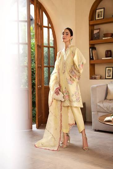 LAWN - MARYAM HASSAIN - LUXURY LAWN'25 - LEMON GARDEN - (SALE)