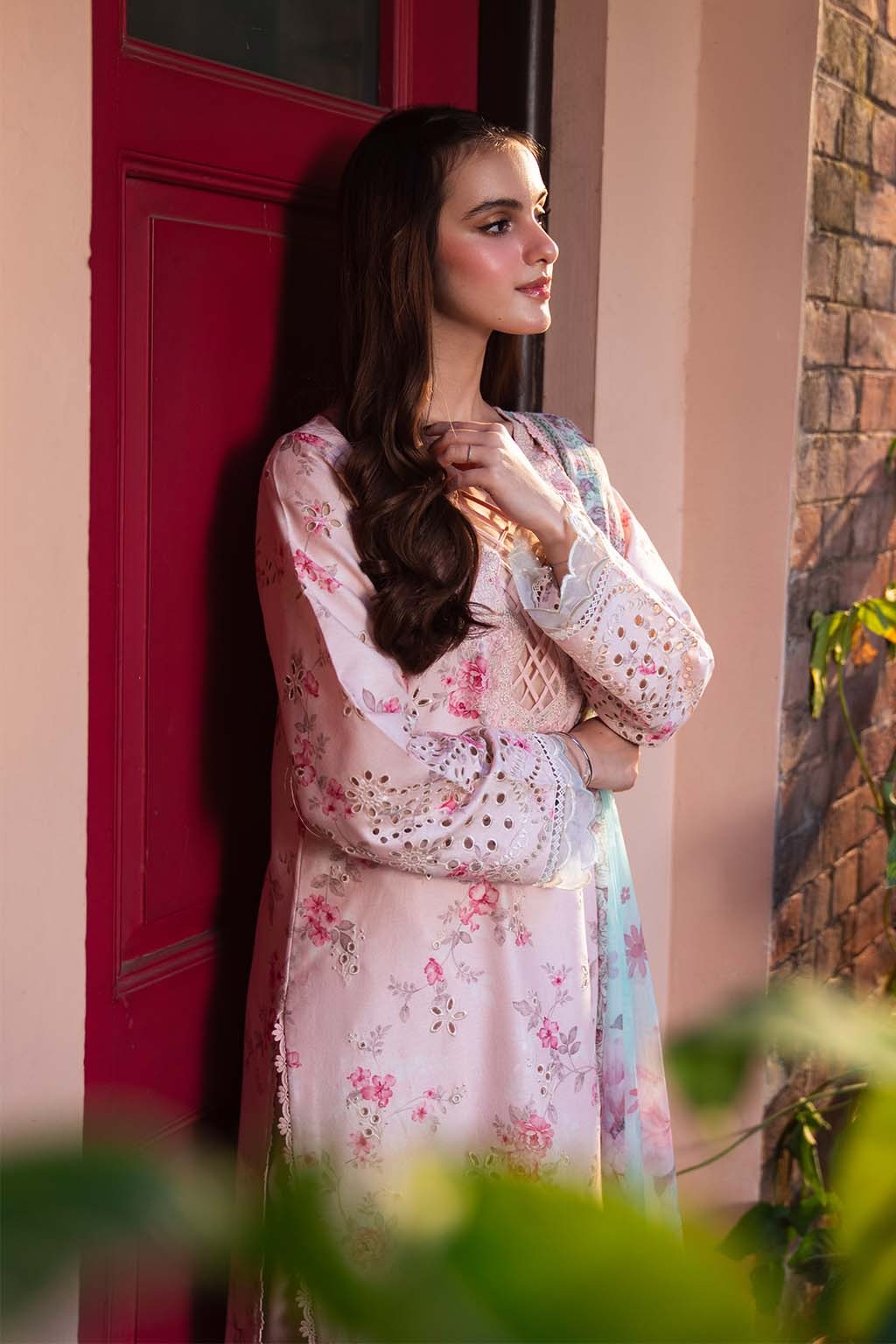 LAWN - NEESHAY - UNSTICHED - PECHE