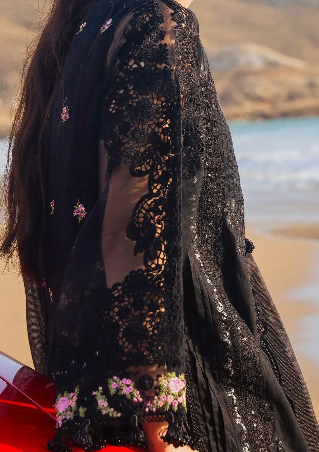 LAWN - ELAF - LUXURY EMBROIDERED LAWN - EHK-01A Mahnoor -(SALE)