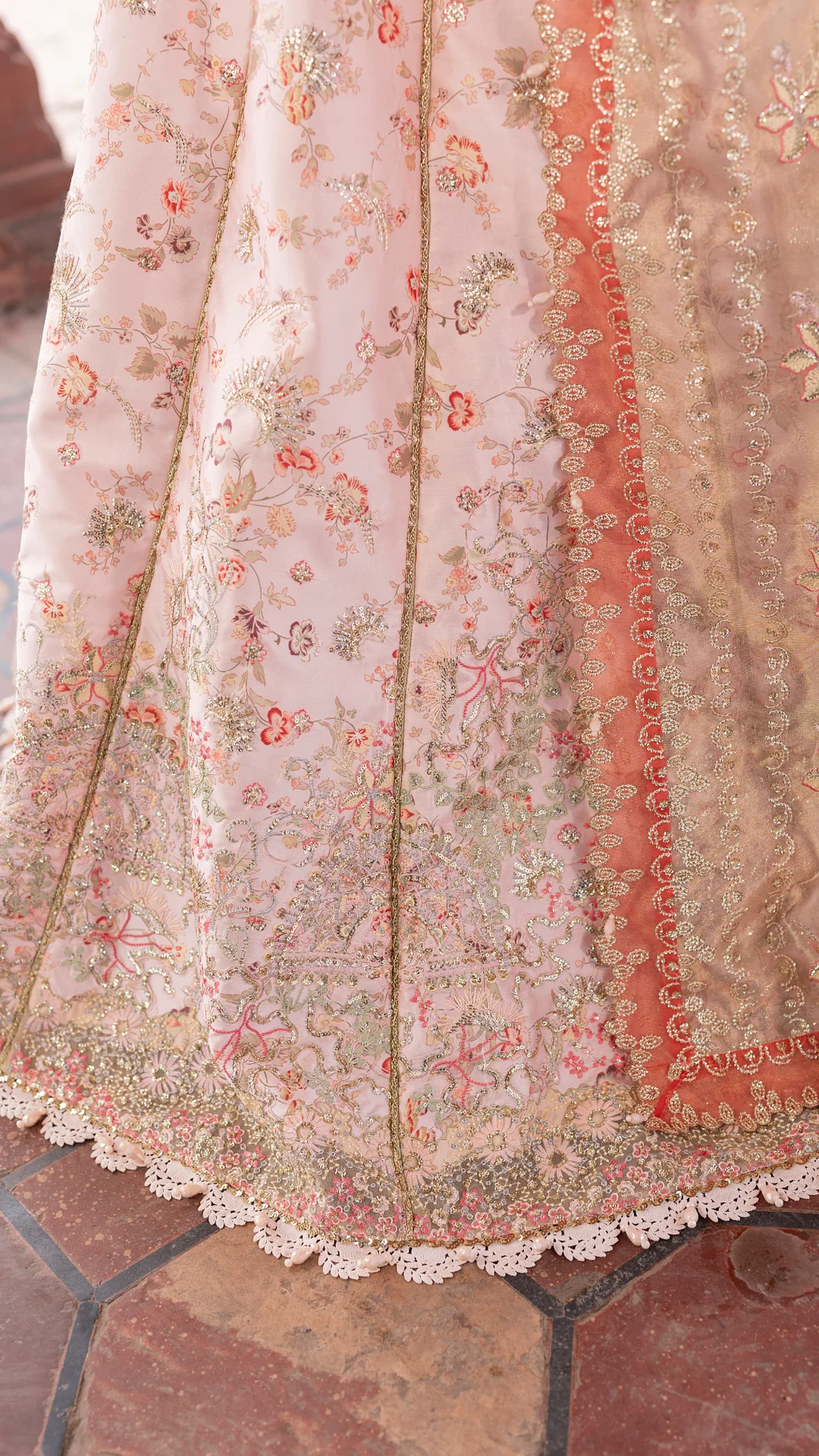 AYLIN - EMBER COLLECTION - SILK STONE