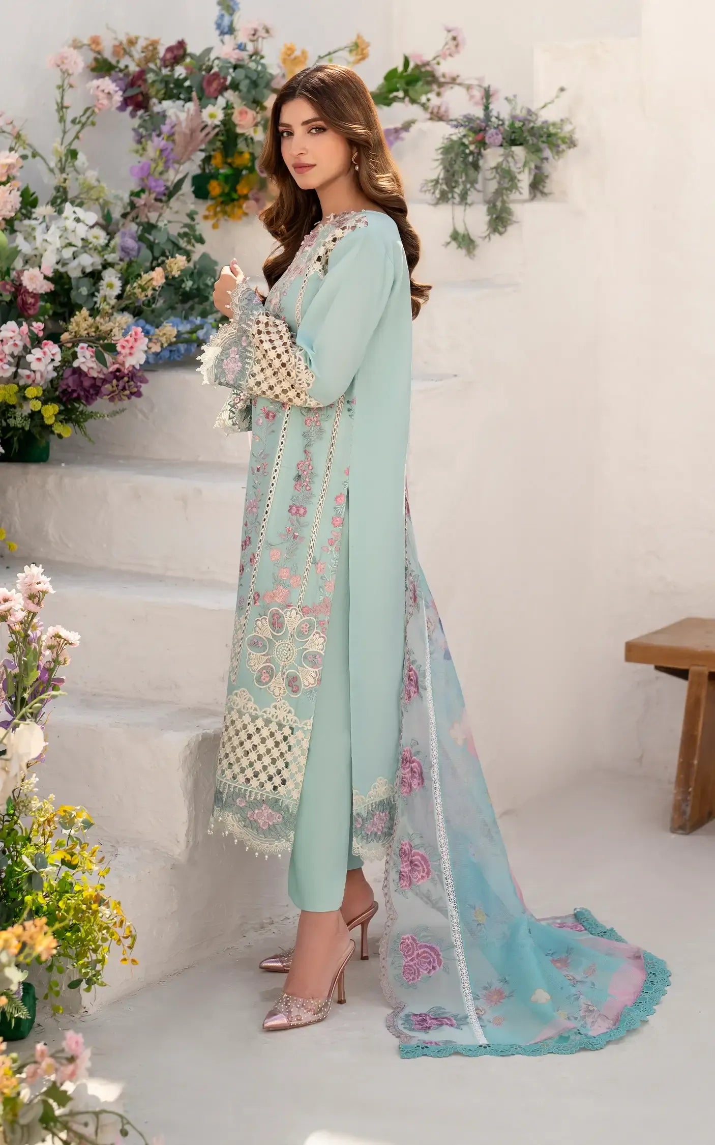 LAWN - ASIFA NABEEL - LUXURY LAWN (VOL 1) - BELLS OF IRLAND AZL25 -10 - (SALE)