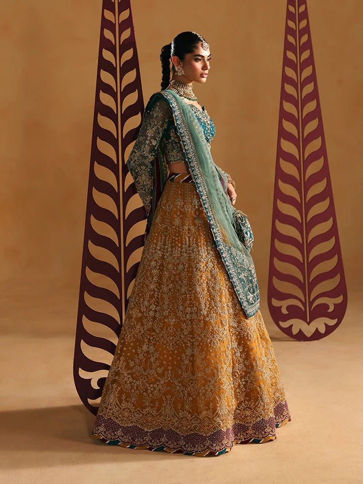 Woman in traditional outfit with a beige background