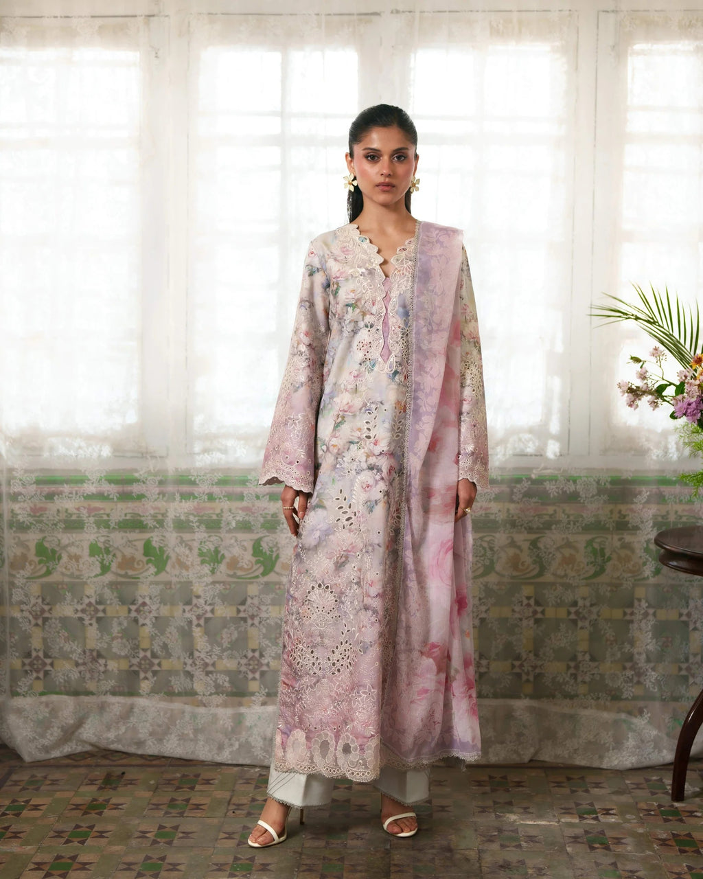 LAWN - NEESHAY - UNSTICHED - BLUSHÉ