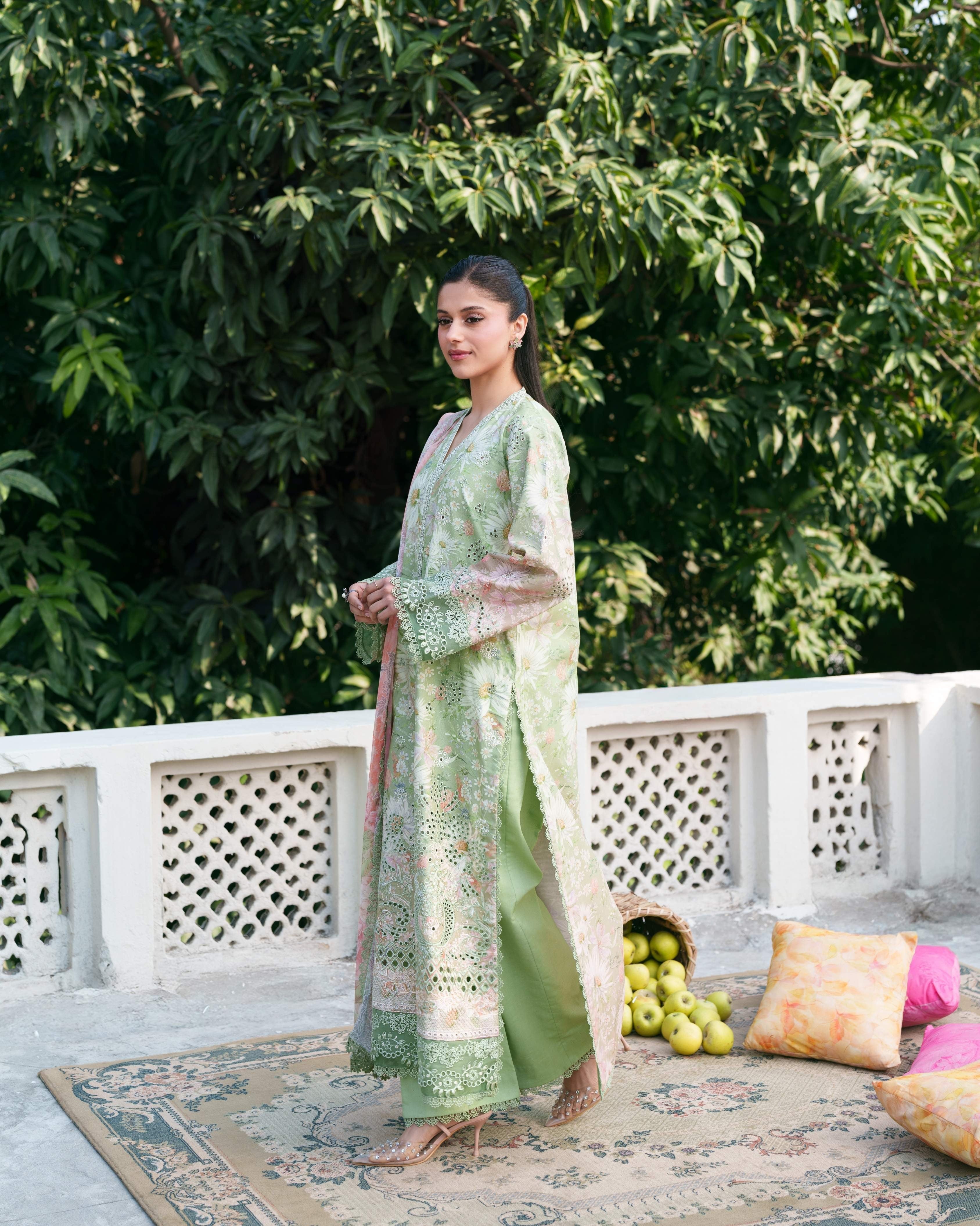 LAWN - NEESHAY - UNSTICHED - VERNA