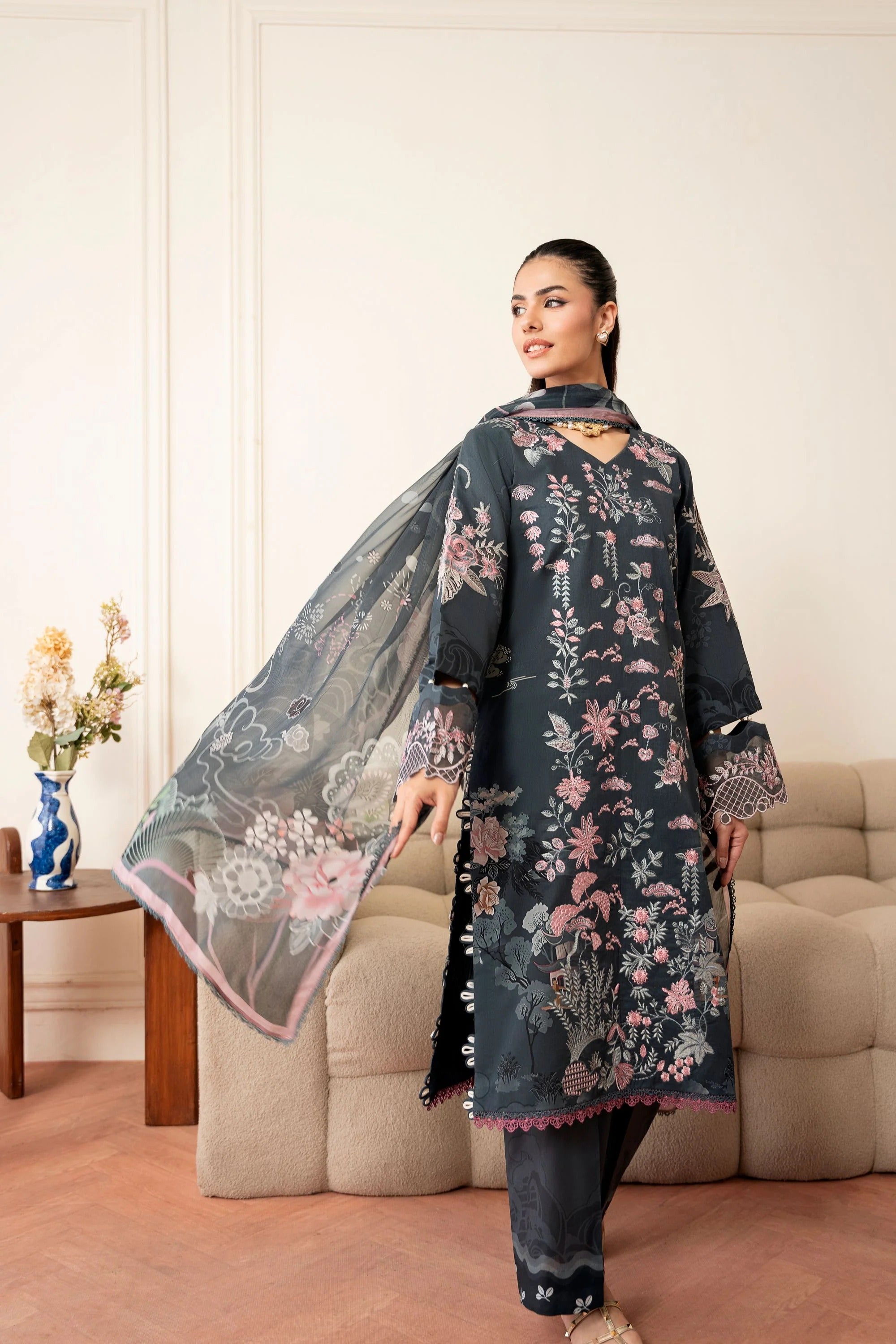 LAWN - CORAL - SERENE PRINTKARI'26 - CS -01-B