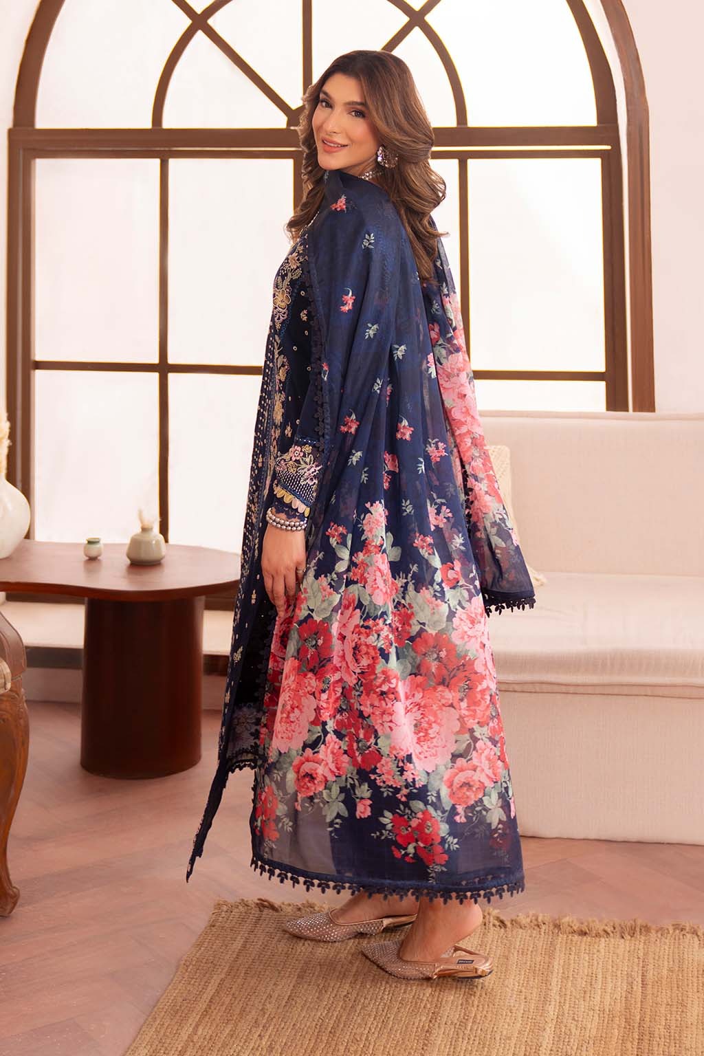 LAWN - NEESHAY - UNSTICHED - VESPER
