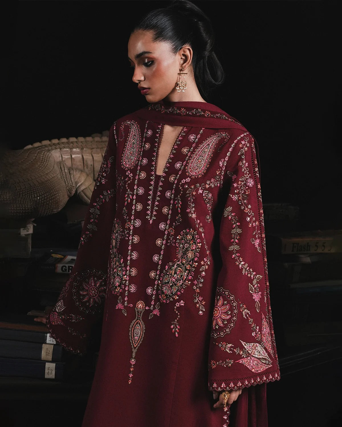 KARANDI - JUGNU - EMBROIDERED - PARUL