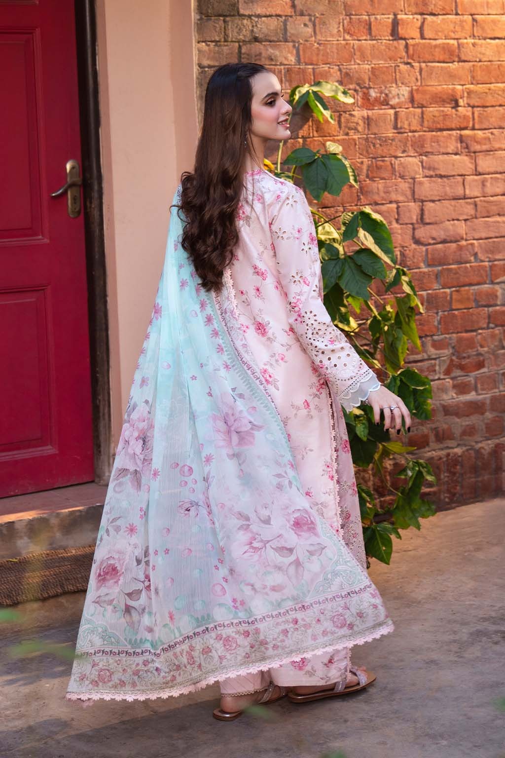LAWN - NEESHAY - UNSTICHED - PECHE