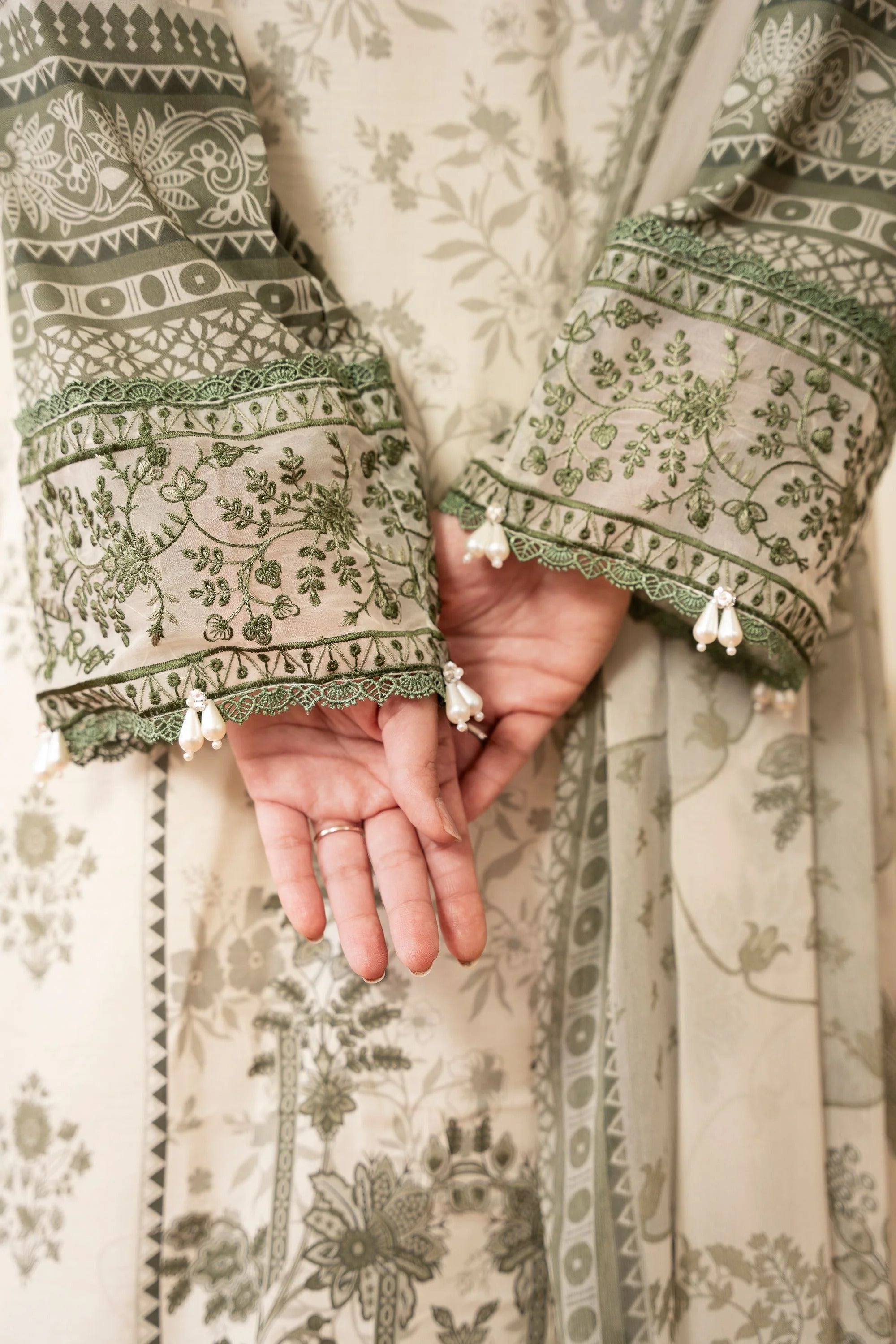 LAWN - CORAL - SERENE PRINTKARI'26 - CS -04-B