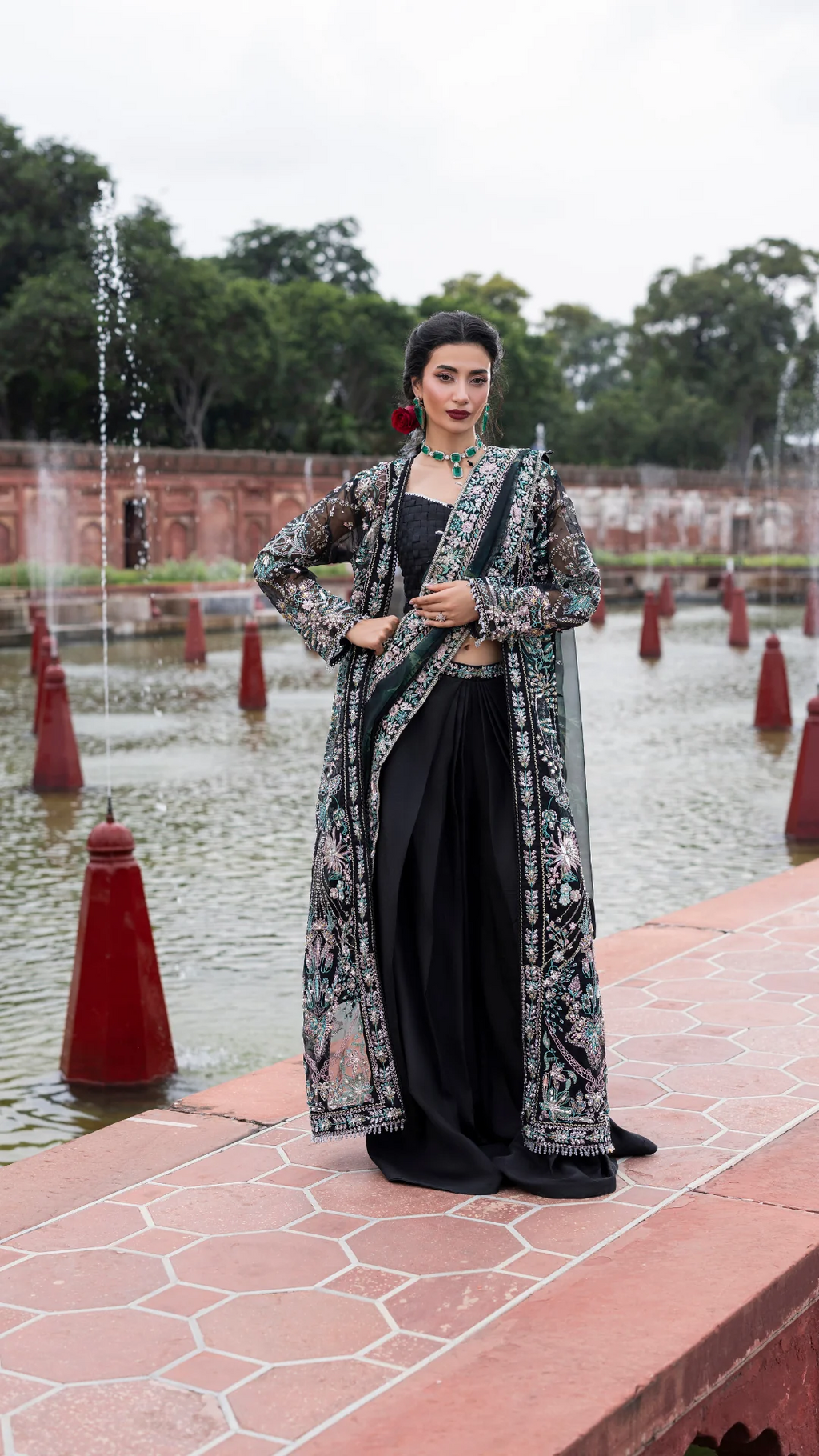AYLIN - EMBER COLLECTION - NOIR