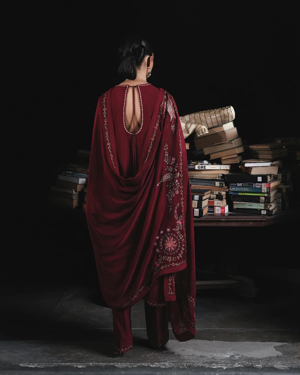 KARANDI - JUGNU - EMBROIDERED - PARUL