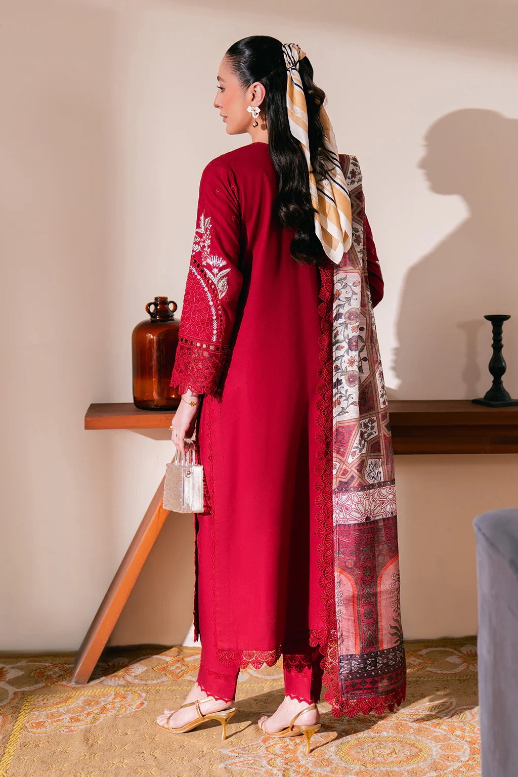 LAWN - NEESHAY - UNSTICHED - SCARLET