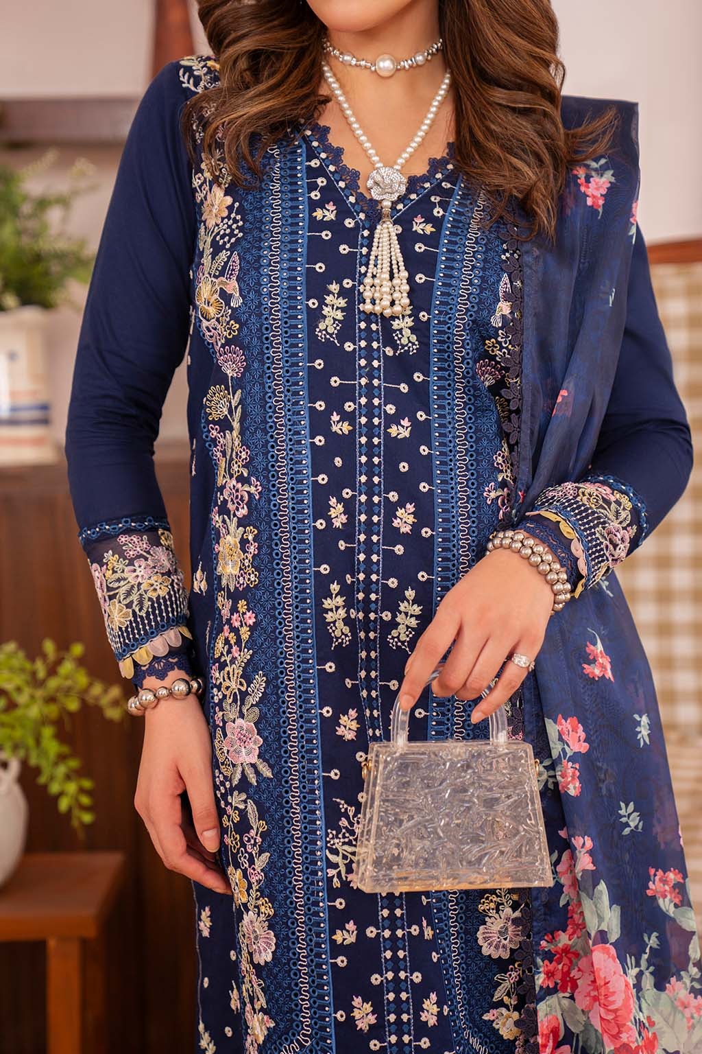 LAWN - NEESHAY - UNSTICHED - VESPER