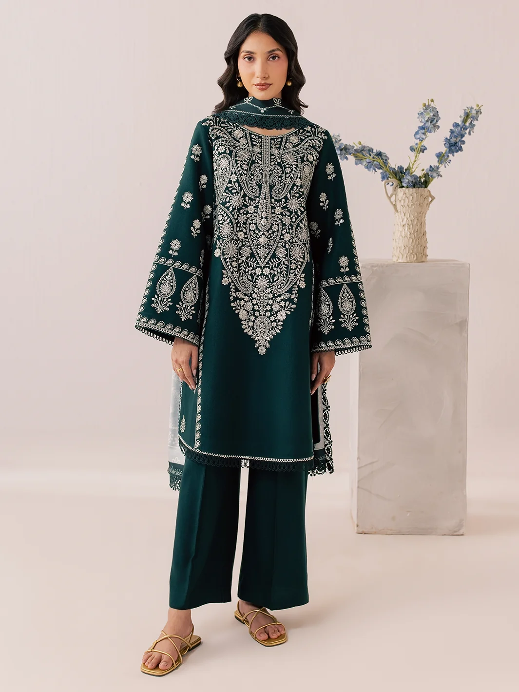 LINE - MAHNUR - SAGA WINTER - IM-04