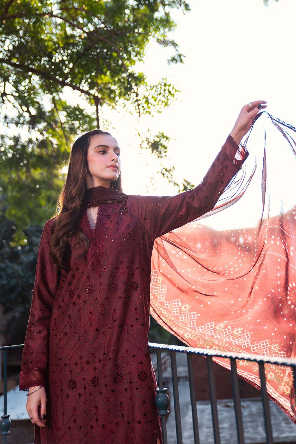 LAWN - NEESHAY - UNSTICHED - GARNET