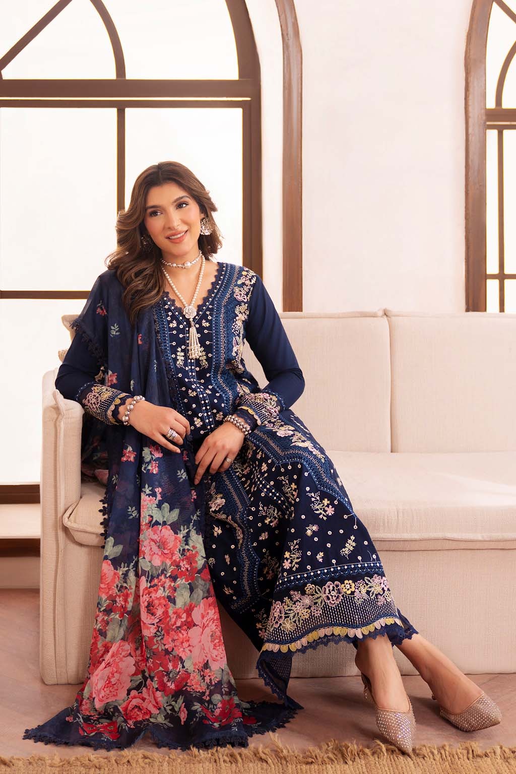 LAWN - NEESHAY - UNSTICHED - VESPER