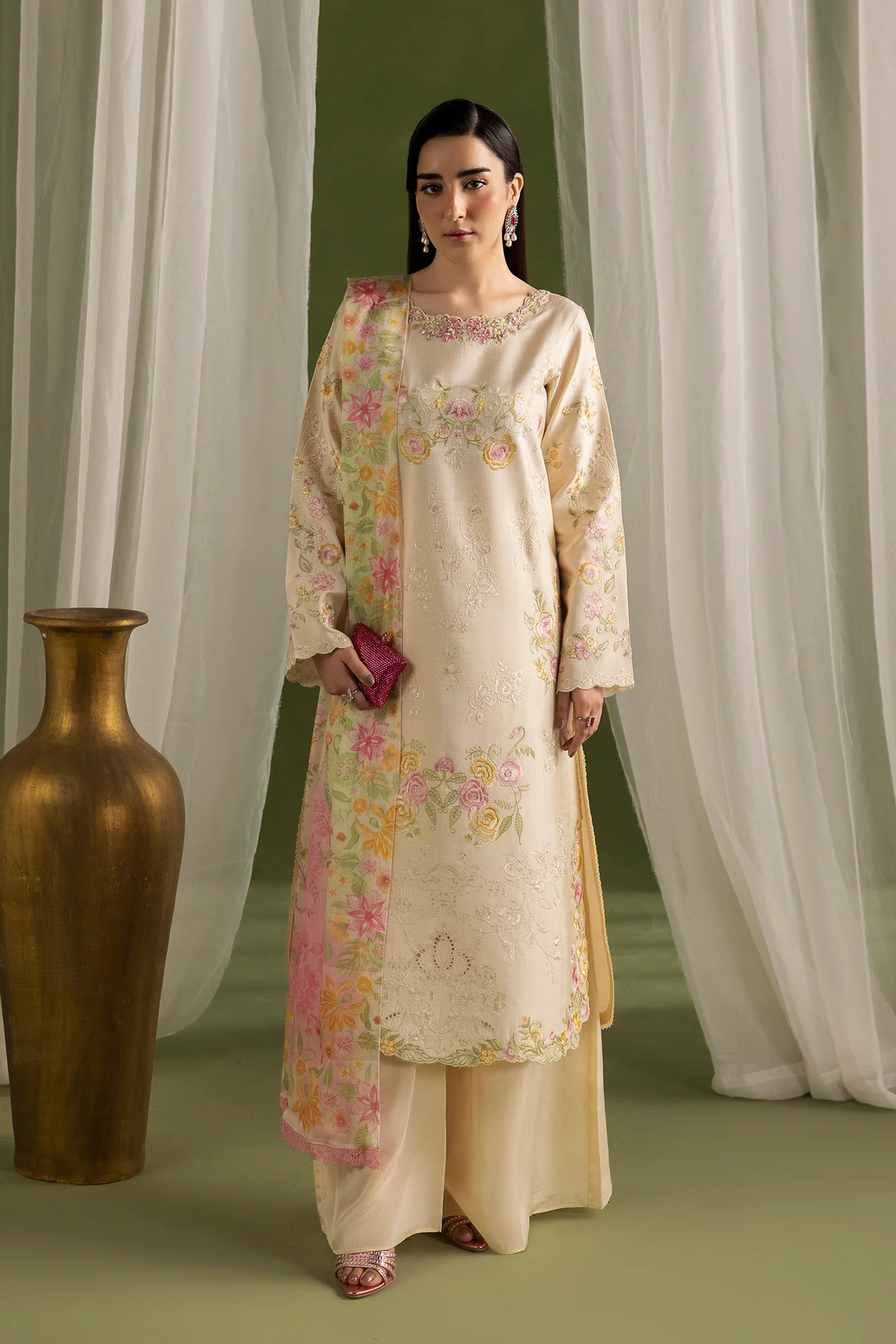 SILK - RAJ BARI - SILAH - SEREN