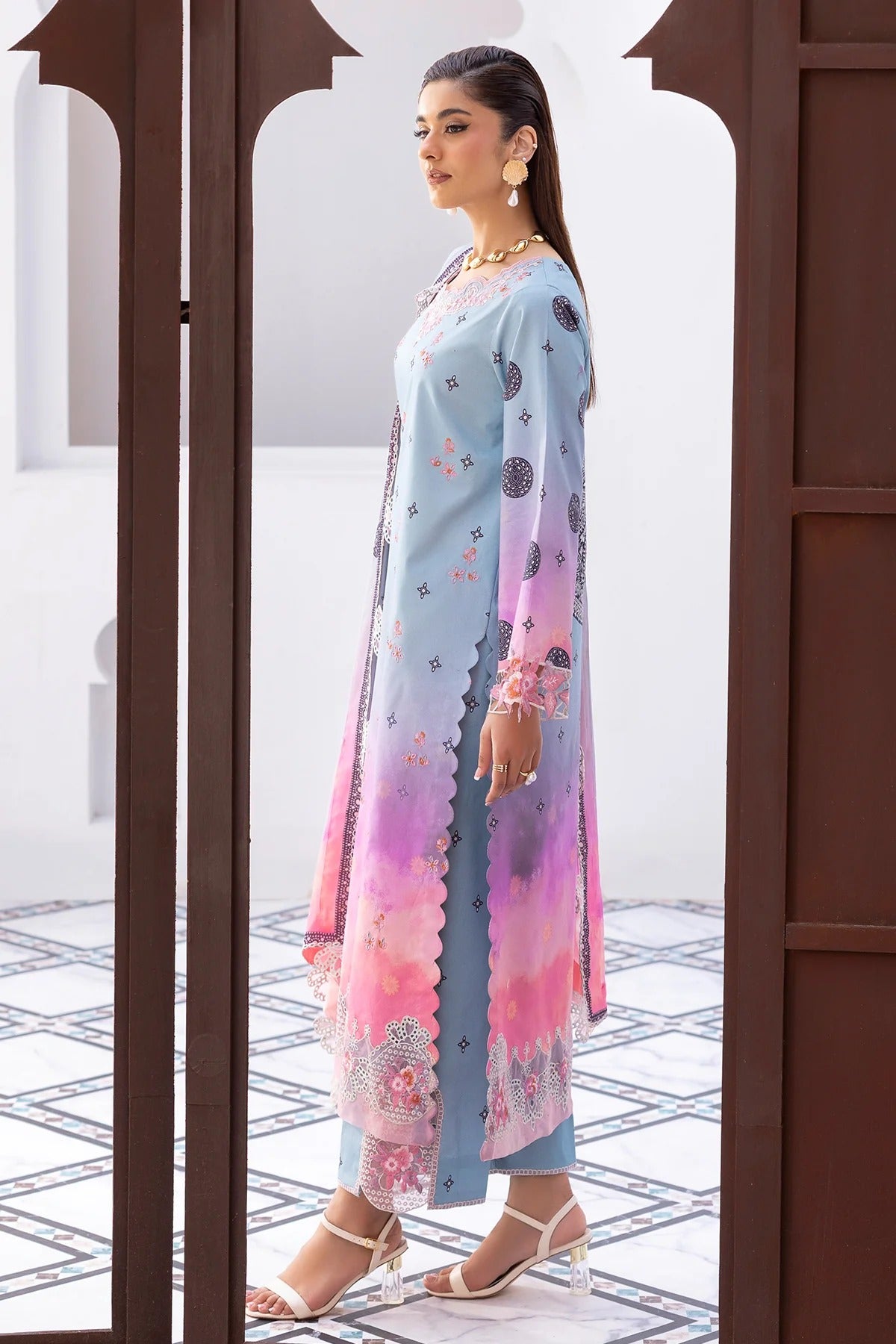 Lawn - Charizma - Embroidered 26 - CRB6-23
