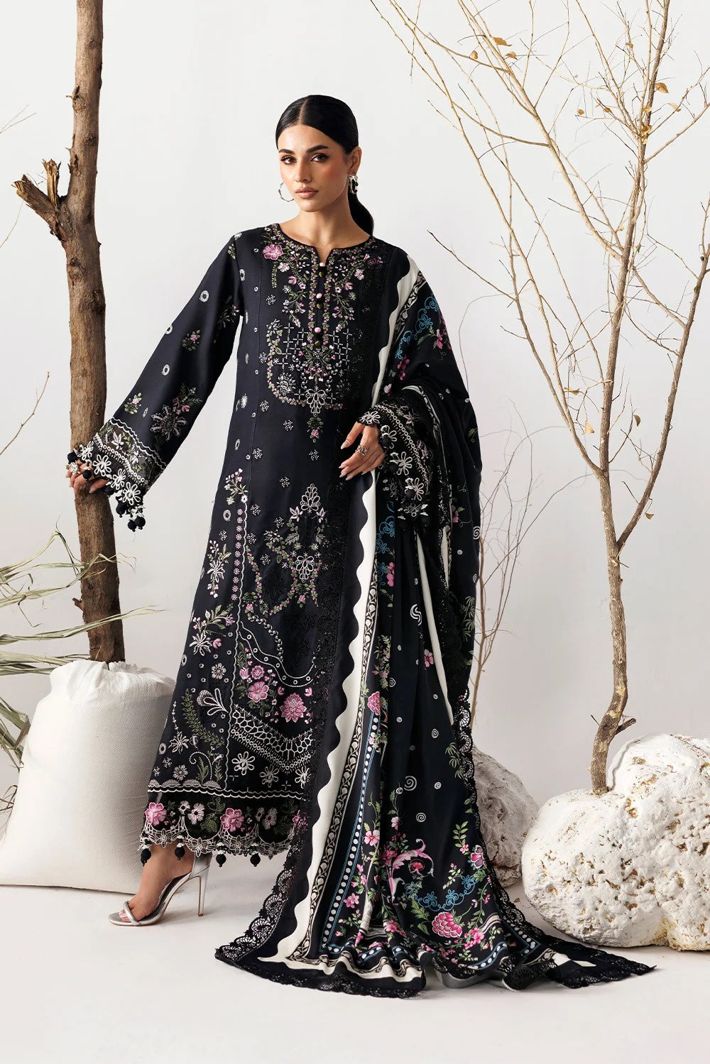 KARANDI - NAQSH - ALLURE - BLACK BEAN
