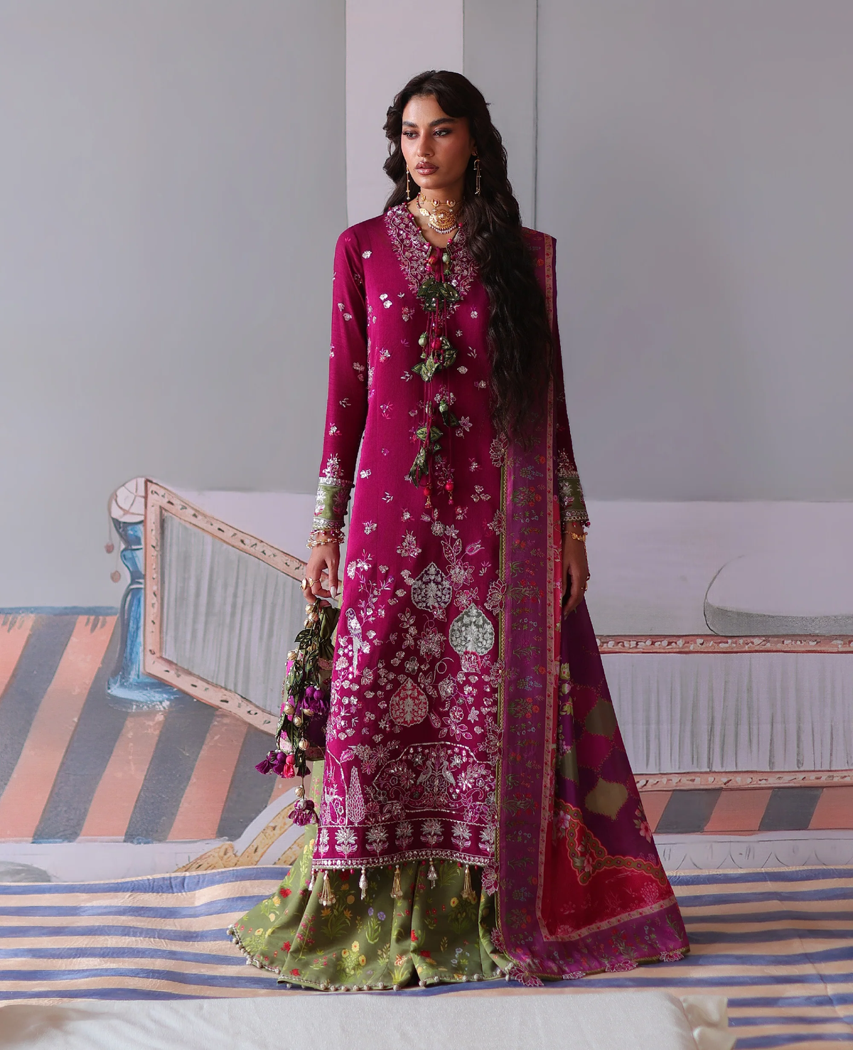 SILK - REPUBLIC - NEOMA - GULNAR