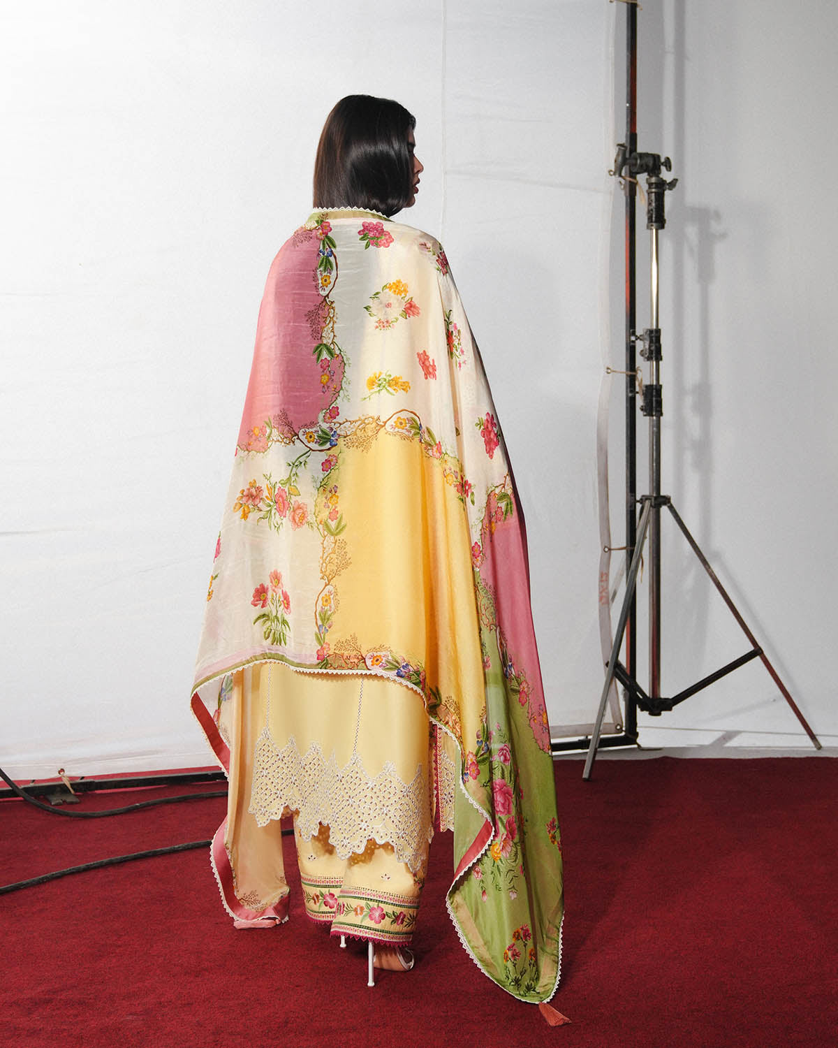 LAWN - JUGNU - JAHAN